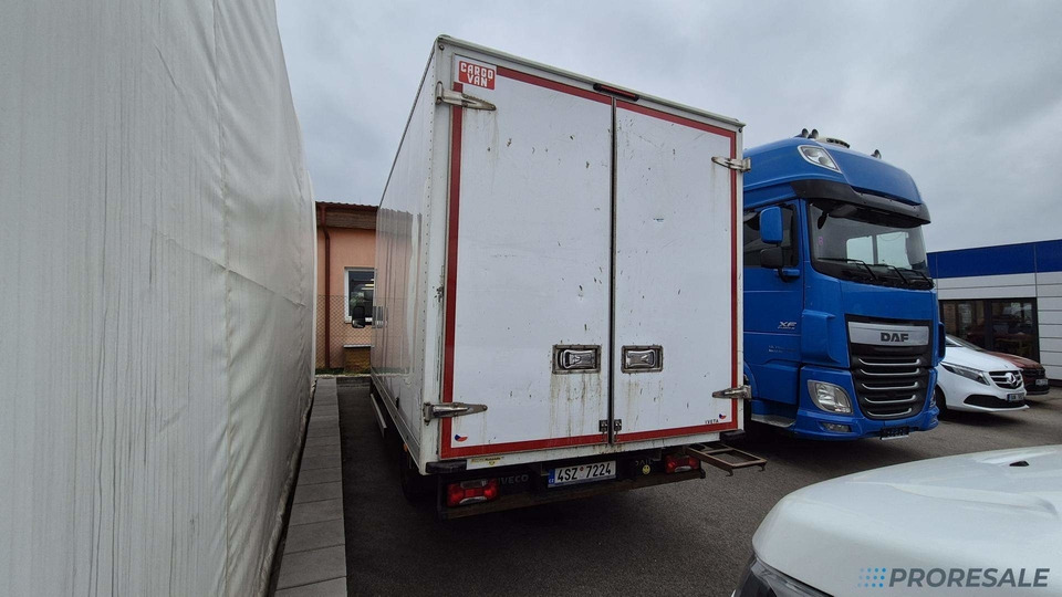 IVECO DAILY 35S16 skříň - 8 palet - Furgons ar slēgtā virsbūve: foto 3 IVECO DAILY 35S16 skříň - 8 palet - Furgons ar slēgtā virsbūve: foto 3