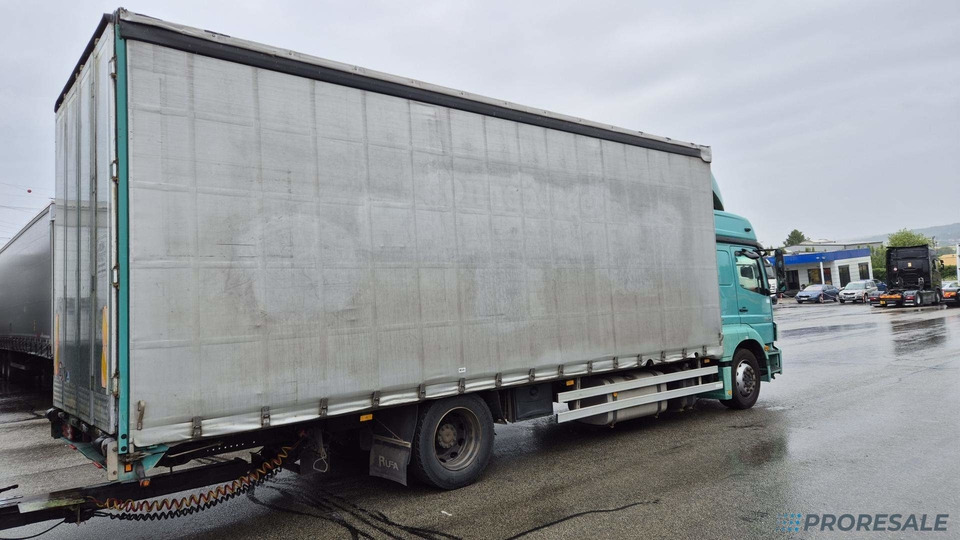 MERCEDES-BENZ AXOR 1829 L EURO 5 velkoobjemová souprava - prodejné jen s přívěsem RUFA ZTC 13-21 P0470Z - cena je za celou soupravu - Kravas automašīna ar tentu: foto 5 MERCEDES-BENZ AXOR 1829 L EURO 5 velkoobjemová souprava - prodejné jen s přívěsem RUFA ZTC 13-21 P0470Z - cena je za celou soupravu - Kravas automašīna ar tentu: foto 5