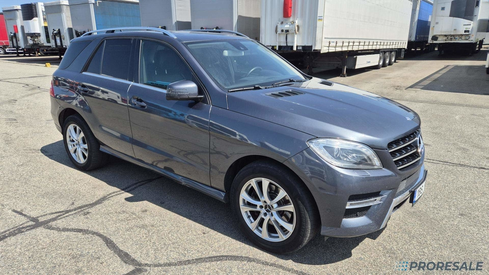 MERCEDES-BENZ ML 350 BLUETEC 4MATIC - Vieglā automašīna: foto 1 MERCEDES-BENZ ML 350 BLUETEC 4MATIC - Vieglā automašīna: foto 1