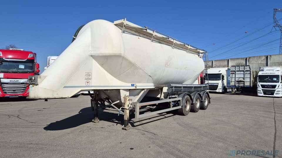 OSTATNÍ FELDBINDER EUT 40.3 SILOCISTERNA - 2 komory - 40 m3 - Silosa puspiekabe: foto 2 OSTATNÍ FELDBINDER EUT 40.3 SILOCISTERNA - 2 komory - 40 m3 - Silosa puspiekabe: foto 2