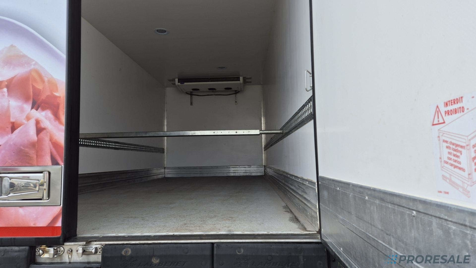 VOLVO FL 250 BB EURO 6 - mrazírna + CARRIER XARIOS 600 EL MAXI - Kravas automašīna refrižerators: foto 5 VOLVO FL 250 BB EURO 6 - mrazírna + CARRIER XARIOS 600 EL MAXI - Kravas automašīna refrižerators: foto 5