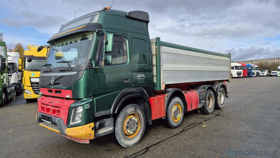VOLVO FMX 540 8x4 EURO 6 sklápěč 18 m3 - Kravas automašīna pašizgāzējs: foto 2 VOLVO FMX 540 8x4 EURO 6 sklápěč 18 m3 - Kravas automašīna pašizgāzējs: foto 2
