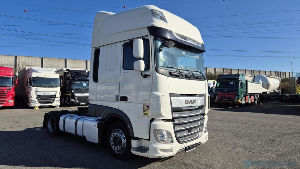 DAF XF 480 FT LOW DECK SSC EURO 6 - Vilcējs: foto 1 DAF XF 480 FT LOW DECK SSC EURO 6 - Vilcējs: foto 1