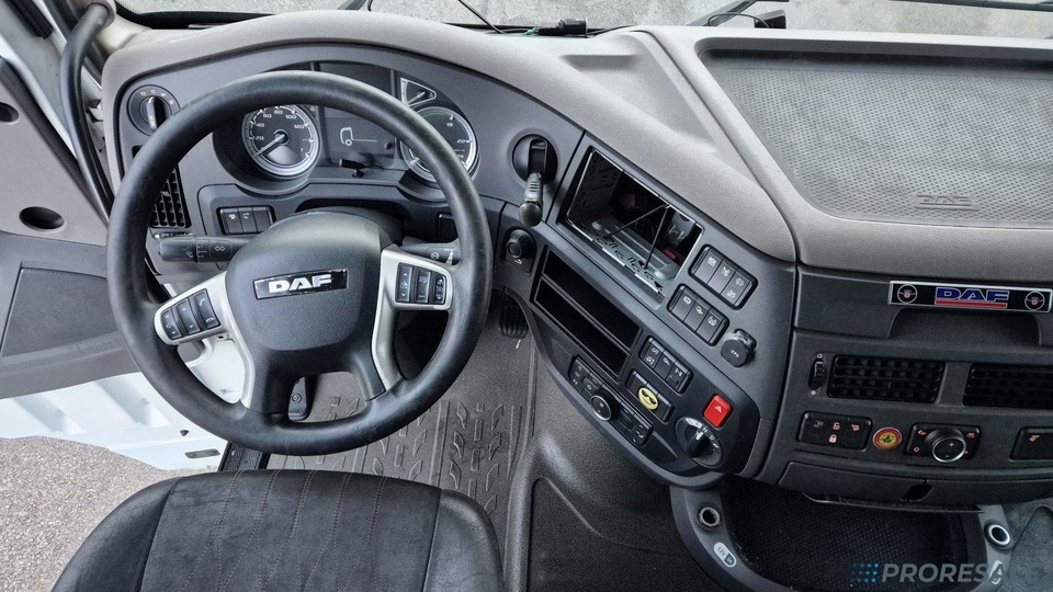 DAF XF 480 FT LOW DECK SSC EURO 6 - Vilcējs: foto 4 DAF XF 480 FT LOW DECK SSC EURO 6 - Vilcējs: foto 4