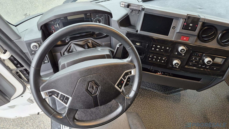 RENAULT T 520 HD001 EURO 6 + HYDRAULIKA - Vilcējs: foto 4 RENAULT T 520 HD001 EURO 6 + HYDRAULIKA - Vilcējs: foto 4