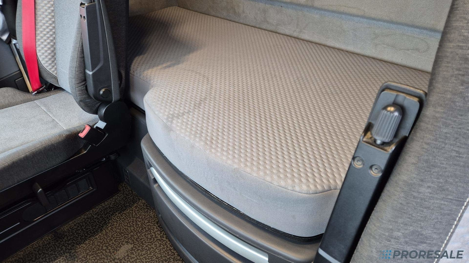 RENAULT T 520 HD001 EURO 6 + HYDRAULIKA - Vilcējs: foto 5 RENAULT T 520 HD001 EURO 6 + HYDRAULIKA - Vilcējs: foto 5