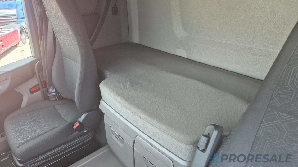 SCANIA R450 N323 LOW DECK EURO 6 - Vilcējs: foto 5 SCANIA R450 N323 LOW DECK EURO 6 - Vilcējs: foto 5