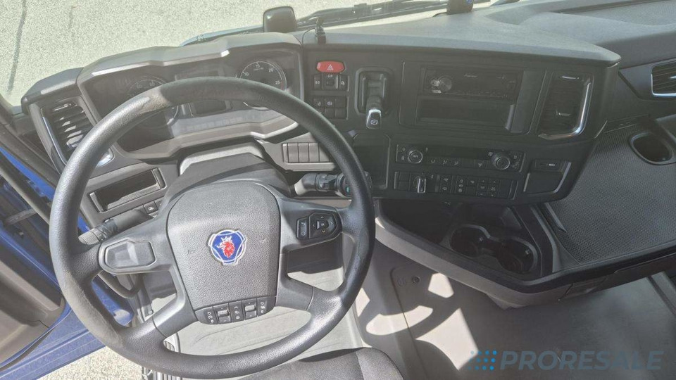 SCANIA R450 N323 LOW DECK EURO 6 - Vilcējs: foto 4 SCANIA R450 N323 LOW DECK EURO 6 - Vilcējs: foto 4