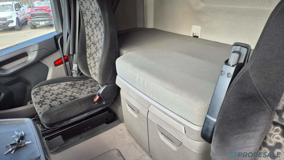 SCANIA S450 NGS LOW DECK TOP LINE EURO 6 - Vilcējs: foto 5 SCANIA S450 NGS LOW DECK TOP LINE EURO 6 - Vilcējs: foto 5