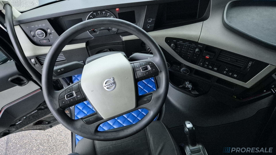 VOLVO FH 500 GLOBE XL EURO 6 - Vilcējs: foto 4 VOLVO FH 500 GLOBE XL EURO 6 - Vilcējs: foto 4