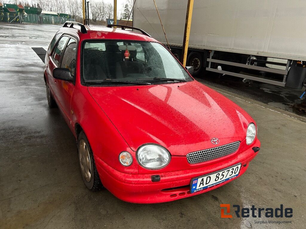 2000 Personbil TOYOTA COROLLA EU-Godkjent - Vieglā automašīna: foto 2 2000 Personbil TOYOTA COROLLA EU-Godkjent - Vieglā automašīna: foto 2