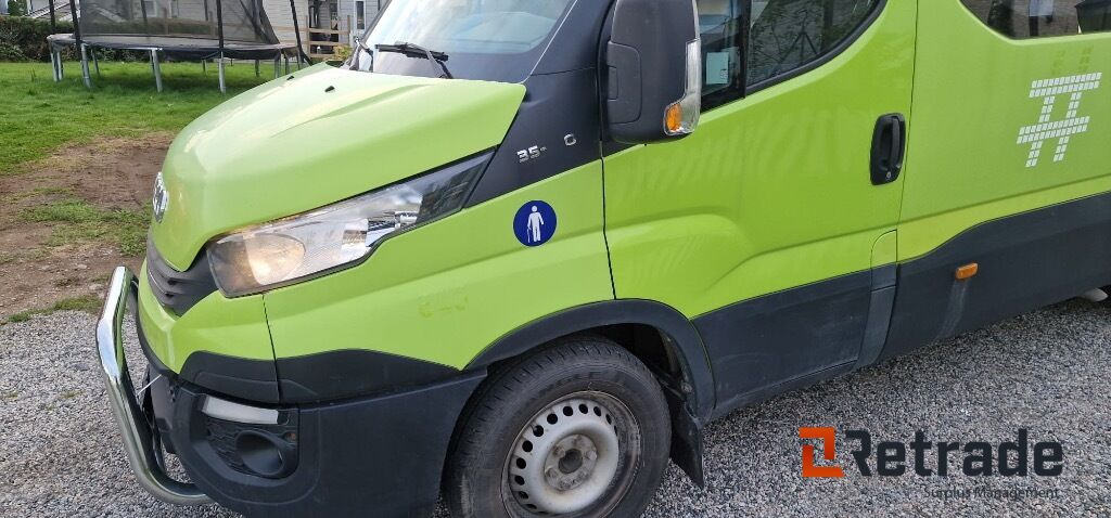 2016 Buss 10 seter IVECO DAILY Diesel EU-Godkjent - Mikroautobuss, Pasažieru furgons: foto 4 2016 Buss 10 seter IVECO DAILY Diesel EU-Godkjent - Mikroautobuss, Pasažieru furgons: foto 4