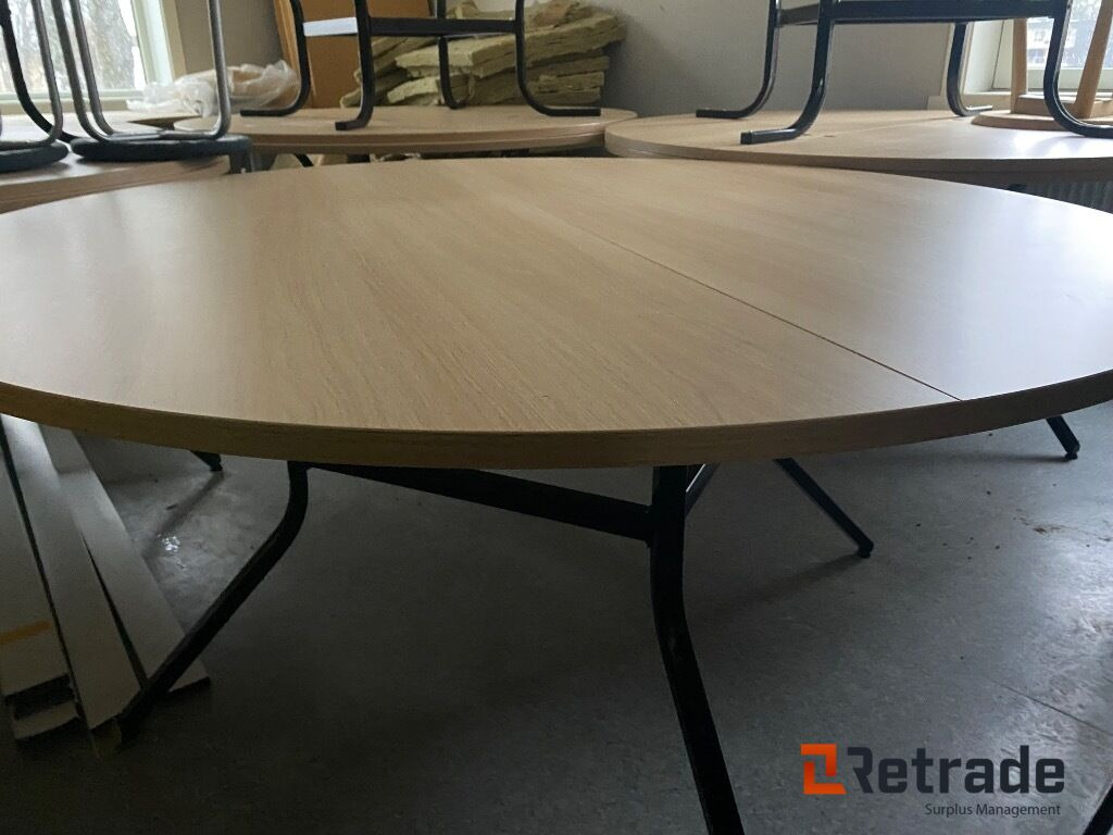 7rundbord ,4stoler - Instrument/ Aprīkojums: foto 4 7rundbord ,4stoler - Instrument/ Aprīkojums: foto 4