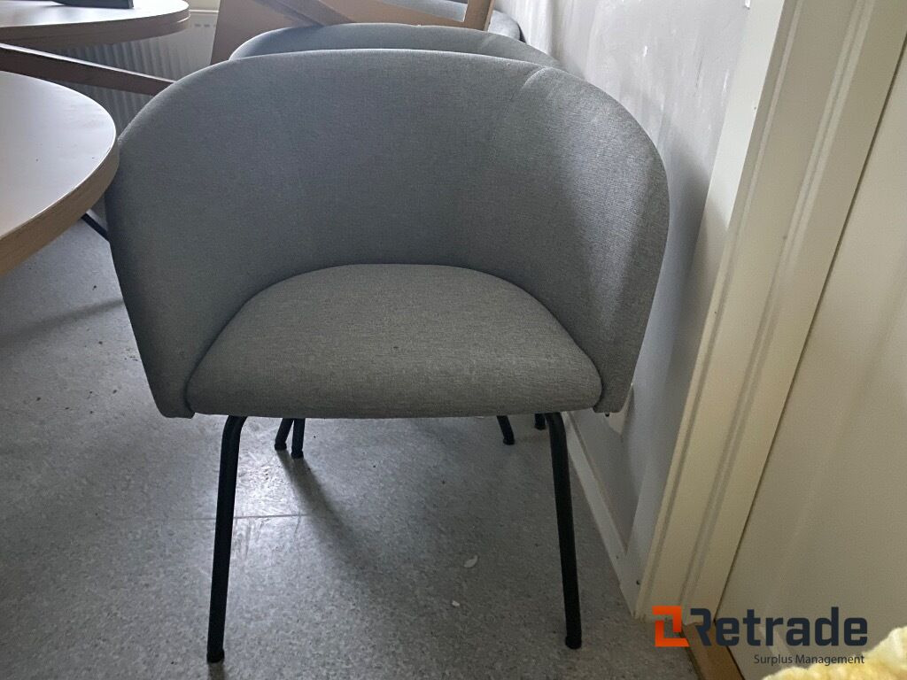 7rundbord ,4stoler - Instrument/ Aprīkojums: foto 5 7rundbord ,4stoler - Instrument/ Aprīkojums: foto 5