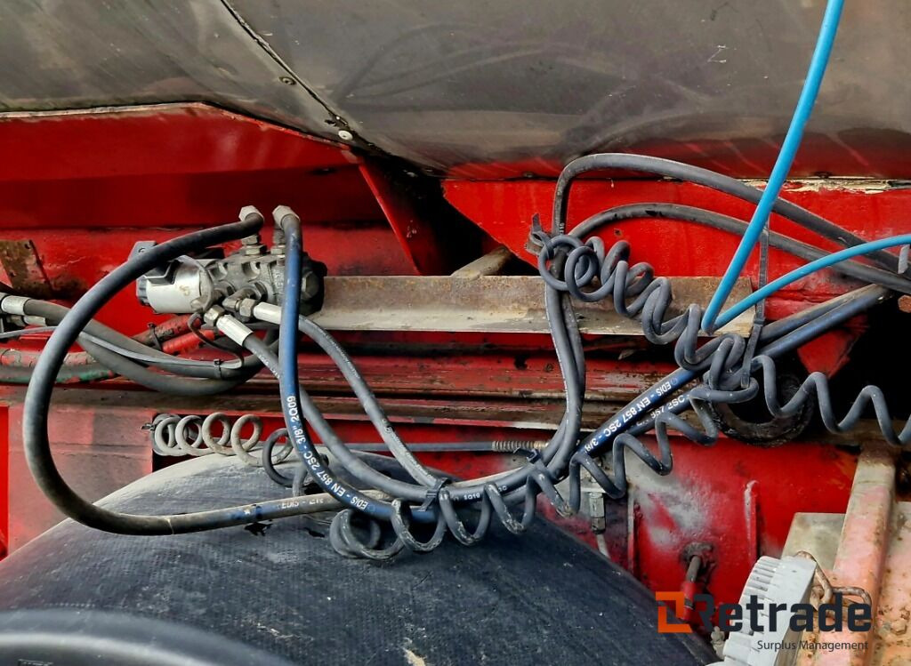 Asfalt- Semi komplett -Nor Slep 1998 - Puspiekabe pašizgāzējs: foto 4 Asfalt- Semi komplett -Nor Slep 1998 - Puspiekabe pašizgāzējs: foto 4