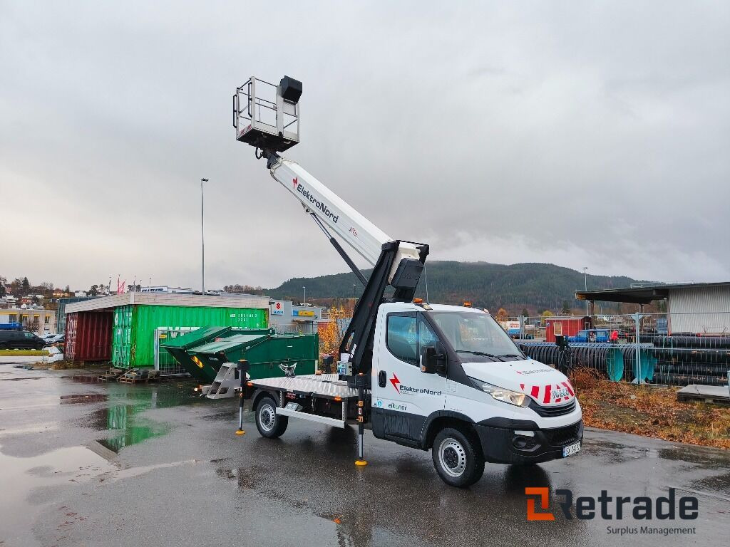 Bil Lift, IVECO Daily - Klubb KT20, 20meter - Autopacēlājs: foto 3 Bil Lift, IVECO Daily - Klubb KT20, 20meter - Autopacēlājs: foto 3