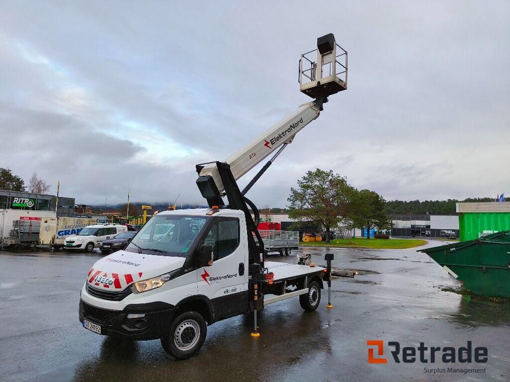 Bil Lift, IVECO Daily - Klubb KT20, 20meter - Autopacēlājs: foto 4 Bil Lift, IVECO Daily - Klubb KT20, 20meter - Autopacēlājs: foto 4