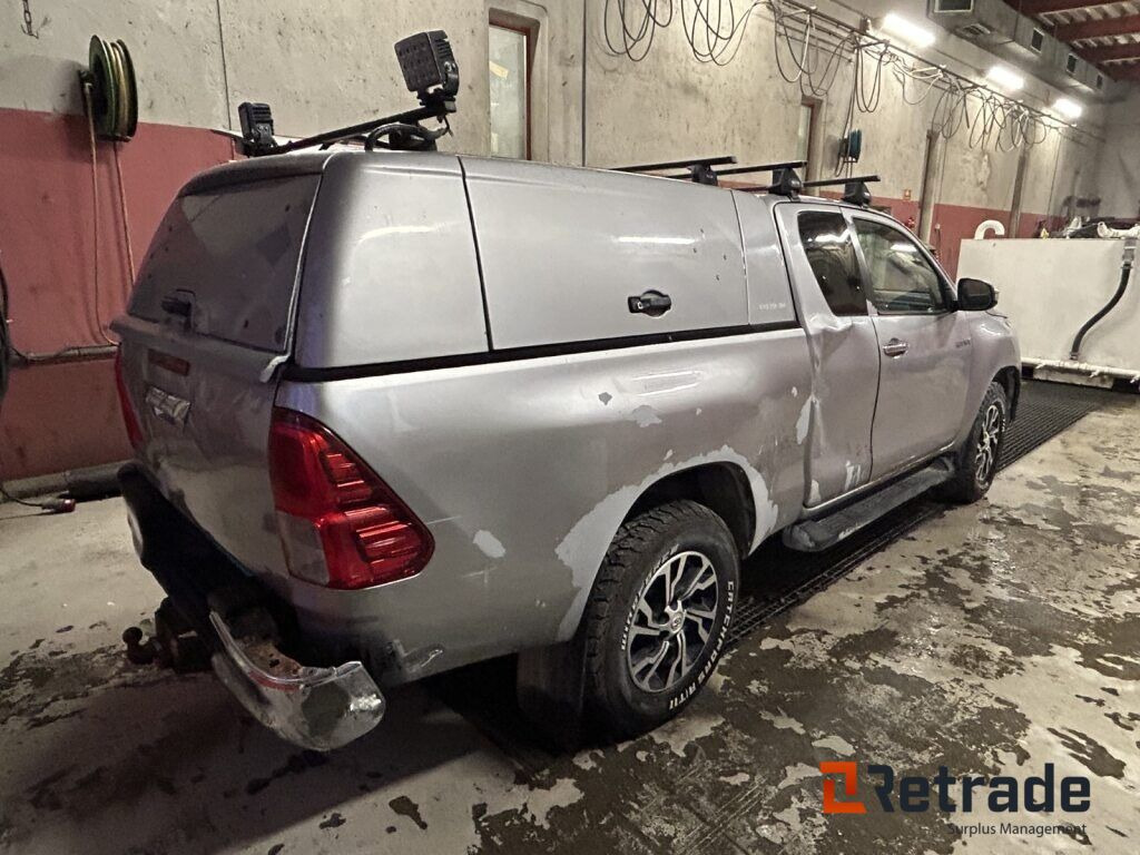 Bil Toyota Hilux X-cab ANIP (EU,N) - Vieglā automašīna: foto 3 Bil Toyota Hilux X-cab ANIP (EU,N) - Vieglā automašīna: foto 3