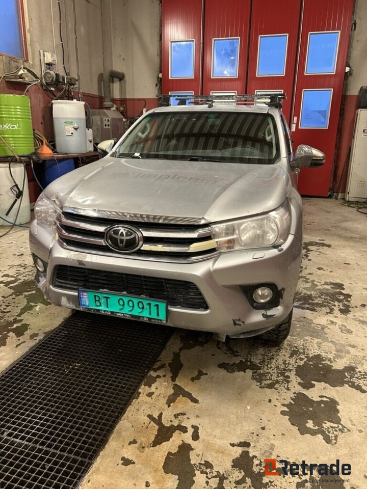 Bil Toyota Hilux X-cab ANIP (EU,N) - Vieglā automašīna: foto 4 Bil Toyota Hilux X-cab ANIP (EU,N) - Vieglā automašīna: foto 4
