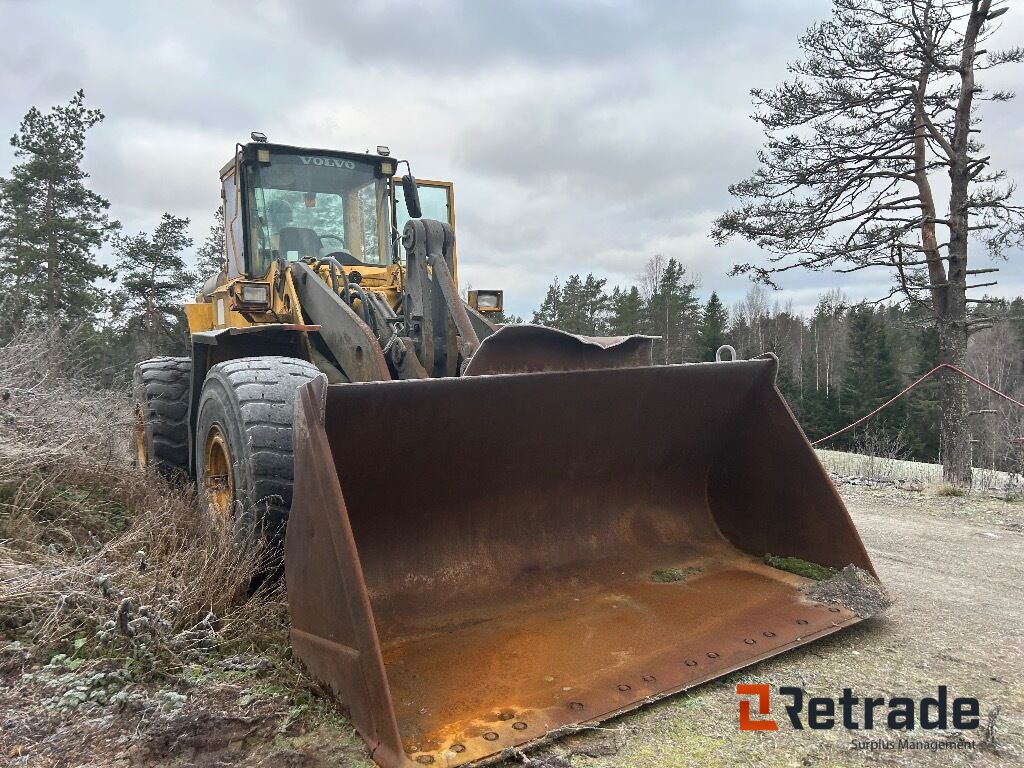 1995 Hjullaster 28,5 ton Volvo L 180 C - Celtniecības tehnika: foto 2 1995 Hjullaster 28,5 ton Volvo L 180 C - Celtniecības tehnika: foto 2