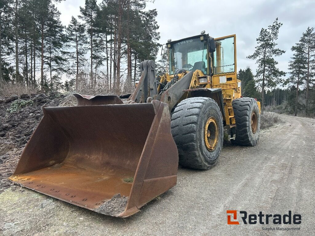 1995 Hjullaster 28,5 ton Volvo L 180 C - Celtniecības tehnika: foto 1 1995 Hjullaster 28,5 ton Volvo L 180 C - Celtniecības tehnika: foto 1
