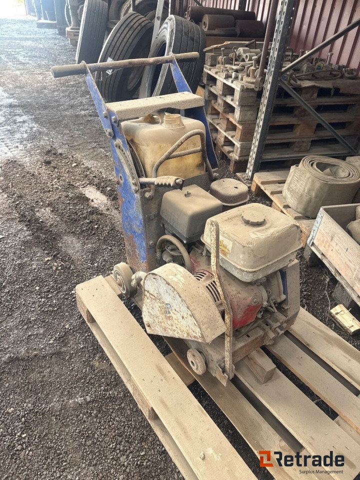 Asphalt equipment Fs350 - Celtniecības tehnika: foto 1 Asphalt equipment Fs350 - Celtniecības tehnika: foto 1