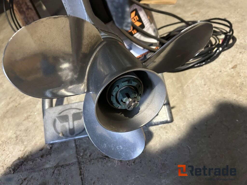 Citas iekārtas 2002 Båtmotor  Honda 130 hk Four Stroke: foto 20