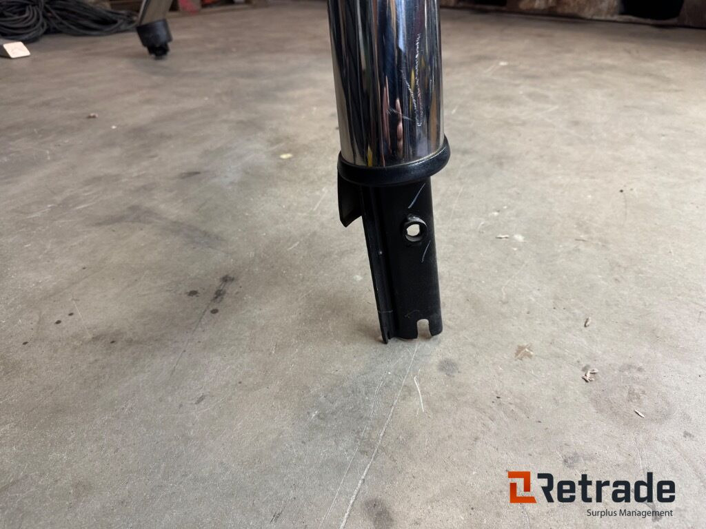 Flakbåge med bromsljus till Ford Ranger , ny - oanvänd - Virsbūve un ārpuse - Kravas automašīna: foto 5 Flakbåge med bromsljus till Ford Ranger , ny - oanvänd - Virsbūve un ārpuse - Kravas automašīna: foto 5