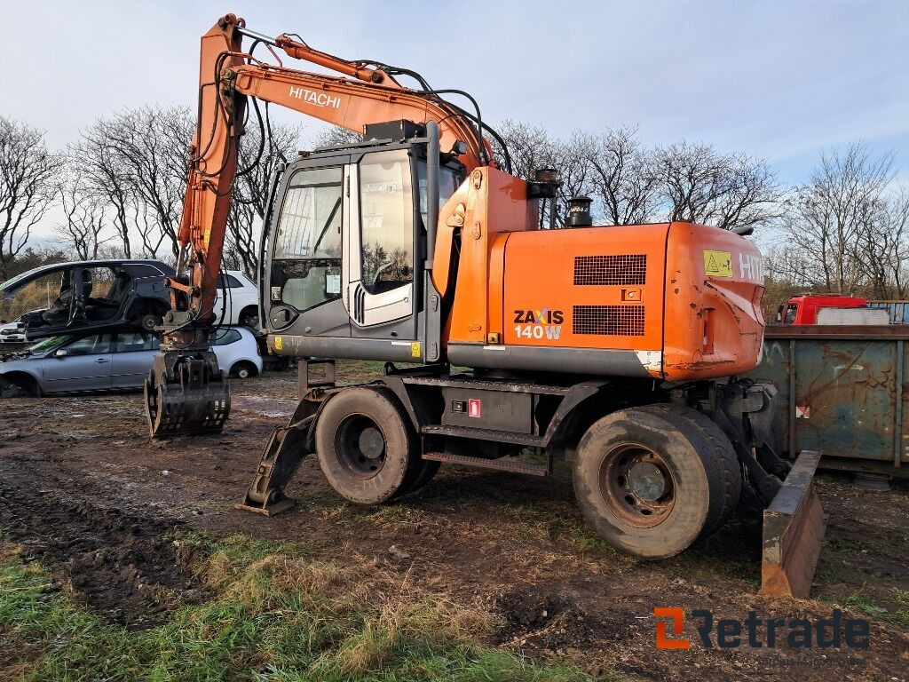 Gravemaskine Hitachi ZX 140W-3 - Riteņu ekskavators: foto 3 Gravemaskine Hitachi ZX 140W-3 - Riteņu ekskavators: foto 3