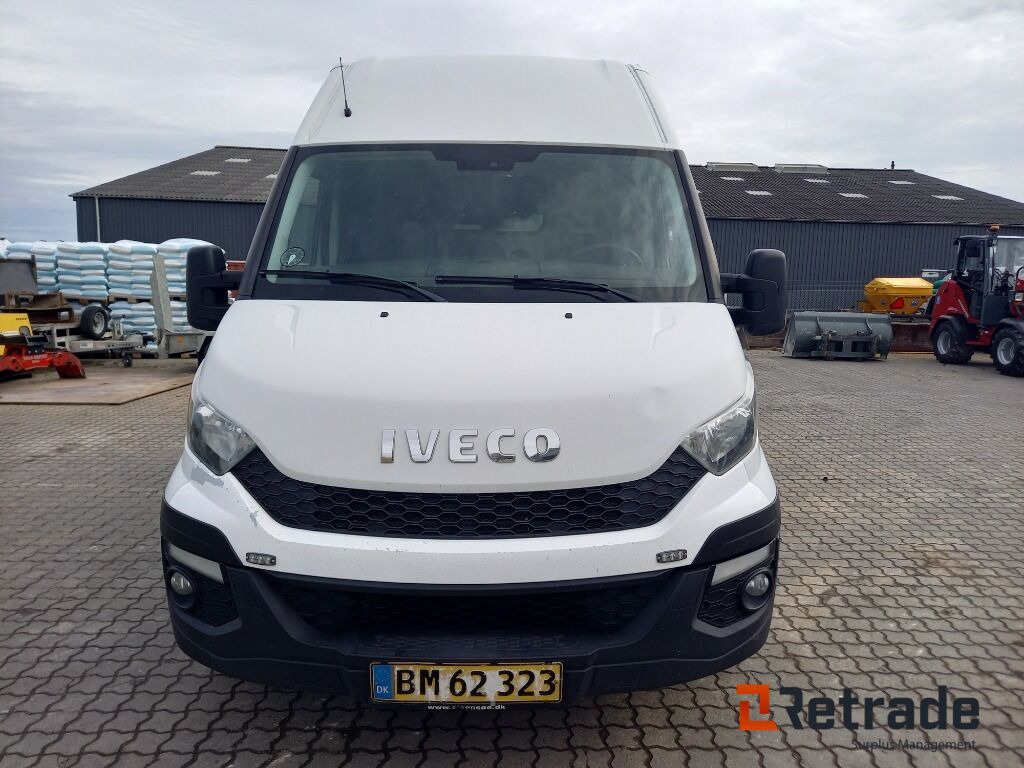 IVECO Daily 35S13 2,3D 10,8m3 aut. - Kravas mikroautobuss: foto 2 IVECO Daily 35S13 2,3D 10,8m3 aut. - Kravas mikroautobuss: foto 2