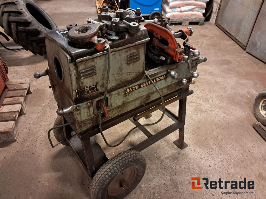 Gevindskærer Auto Grip 1300L - Industriālā iekārta: foto 1 Gevindskærer Auto Grip 1300L - Industriālā iekārta: foto 1