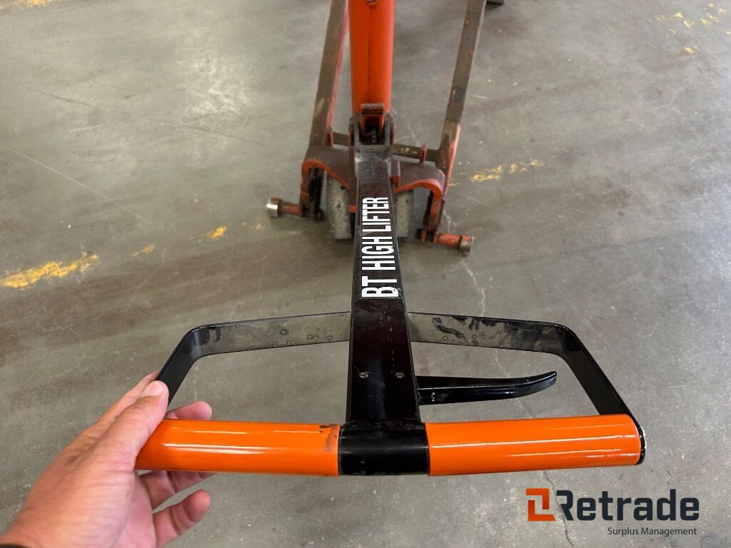 Jekke tralle fra BT HL 1000 - Rokas palešu ratiņi: foto 5 Jekke tralle fra BT HL 1000 - Rokas palešu ratiņi: foto 5