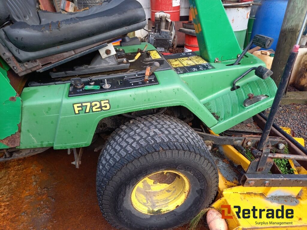 Zāles pļāvējs John Deere F725 klipper: foto 16