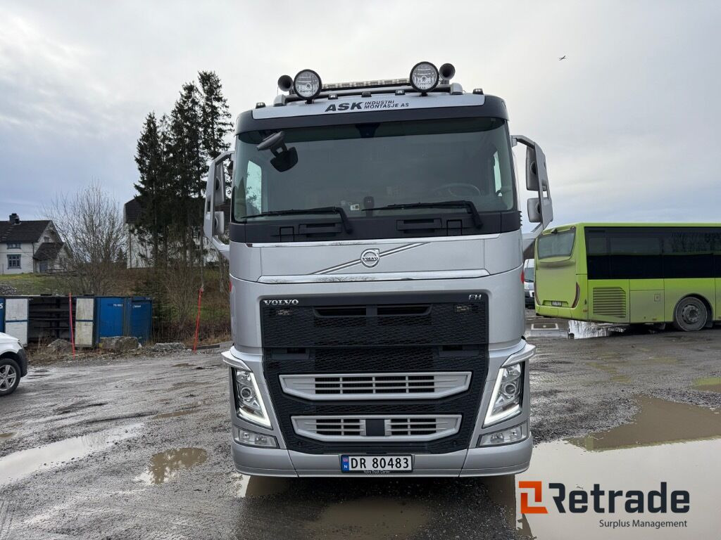 Kranbil Volvo FH500 6x2 - Bortu kravas automašīna/ Platforma, Kravas auto ar manipulatoru: foto 3 Kranbil Volvo FH500 6x2 - Bortu kravas automašīna/ Platforma, Kravas auto ar manipulatoru: foto 3
