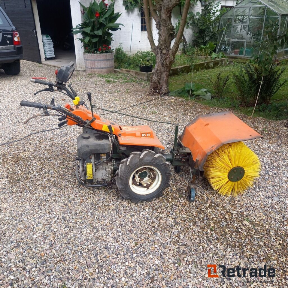 Goldoni FC85 DF Redskabsbærer / 2 hjulet traktor. - Lauksaimniecības tehnika: foto 2 Goldoni FC85 DF Redskabsbærer / 2 hjulet traktor. - Lauksaimniecības tehnika: foto 2