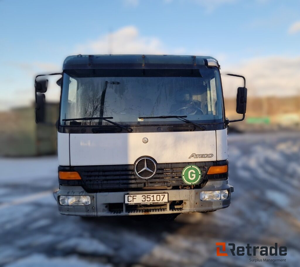 Mercedes-Benz Atego 818L med 6 meter plan og kran - Bortu kravas automašīna/ Platforma, Kravas auto ar manipulatoru: foto 5 Mercedes-Benz Atego 818L med 6 meter plan og kran - Bortu kravas automašīna/ Platforma, Kravas auto ar manipulatoru: foto 5