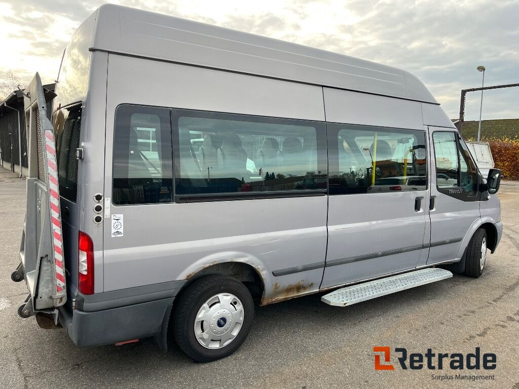Minibus med lift FORD TRANSIT KOMBI 300L F 2,2 TDCI - Mikroautobuss, Pasažieru furgons: foto 3 Minibus med lift FORD TRANSIT KOMBI 300L F 2,2 TDCI - Mikroautobuss, Pasažieru furgons: foto 3