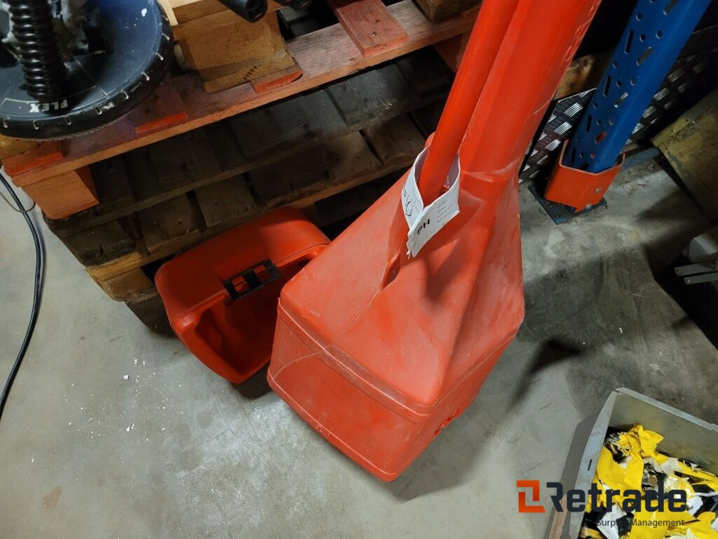 Paket med eldrivna samt batteridrivna handmaskiner mm - Celtniecības maisītājs: foto 5 Paket med eldrivna samt batteridrivna handmaskiner mm - Celtniecības maisītājs: foto 5