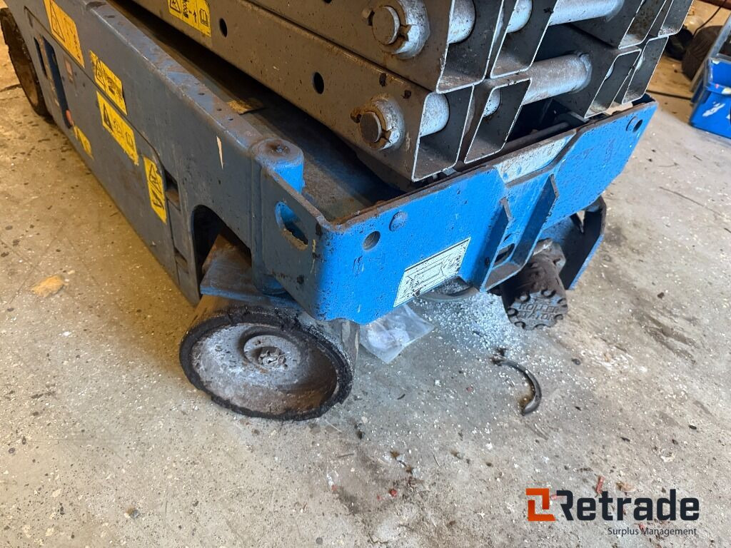 Saxlift Genie 1930 - Šķērveida pacēlājs: foto 4 Saxlift Genie 1930 - Šķērveida pacēlājs: foto 4