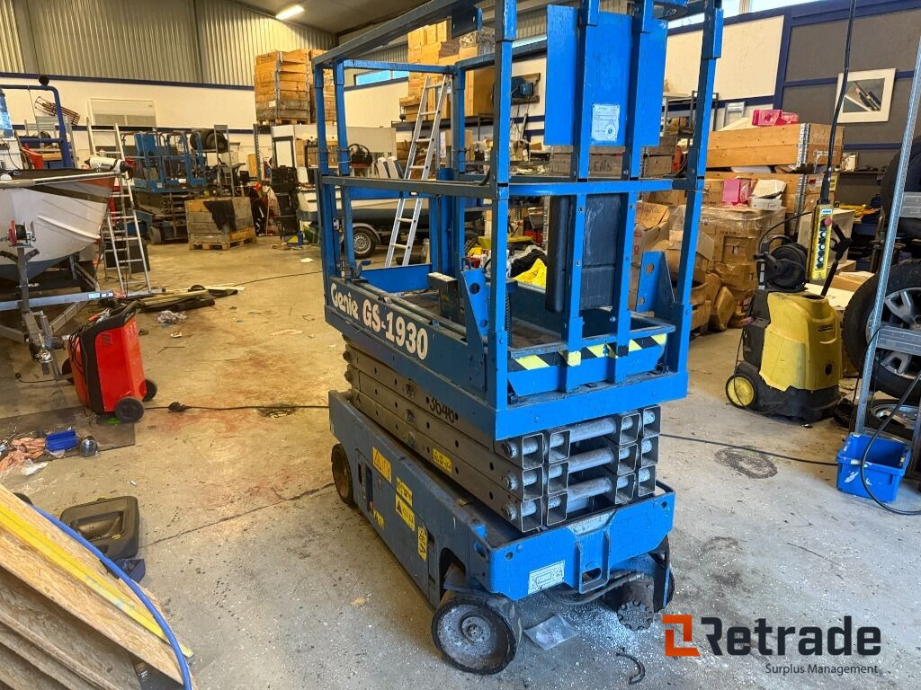 Saxlift Genie 1930 - Šķērveida pacēlājs: foto 3 Saxlift Genie 1930 - Šķērveida pacēlājs: foto 3