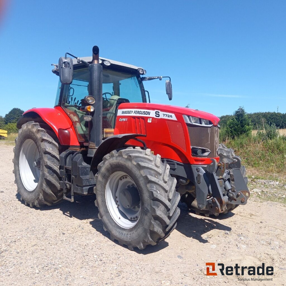 Traktor Massey Ferguson 7724 S 4WD Traktor Dyna 6 - Traktors: foto 5 Traktor Massey Ferguson 7724 S 4WD Traktor Dyna 6 - Traktors: foto 5