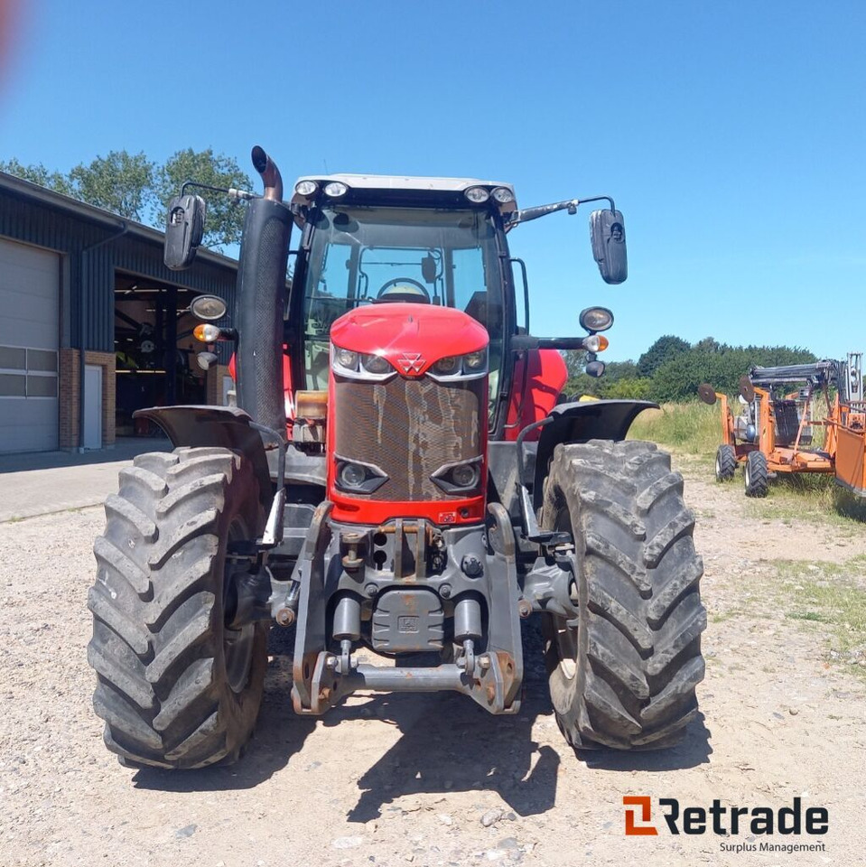Traktor Massey Ferguson 7724 S 4WD Traktor Dyna 6 - Traktors: foto 4 Traktor Massey Ferguson 7724 S 4WD Traktor Dyna 6 - Traktors: foto 4