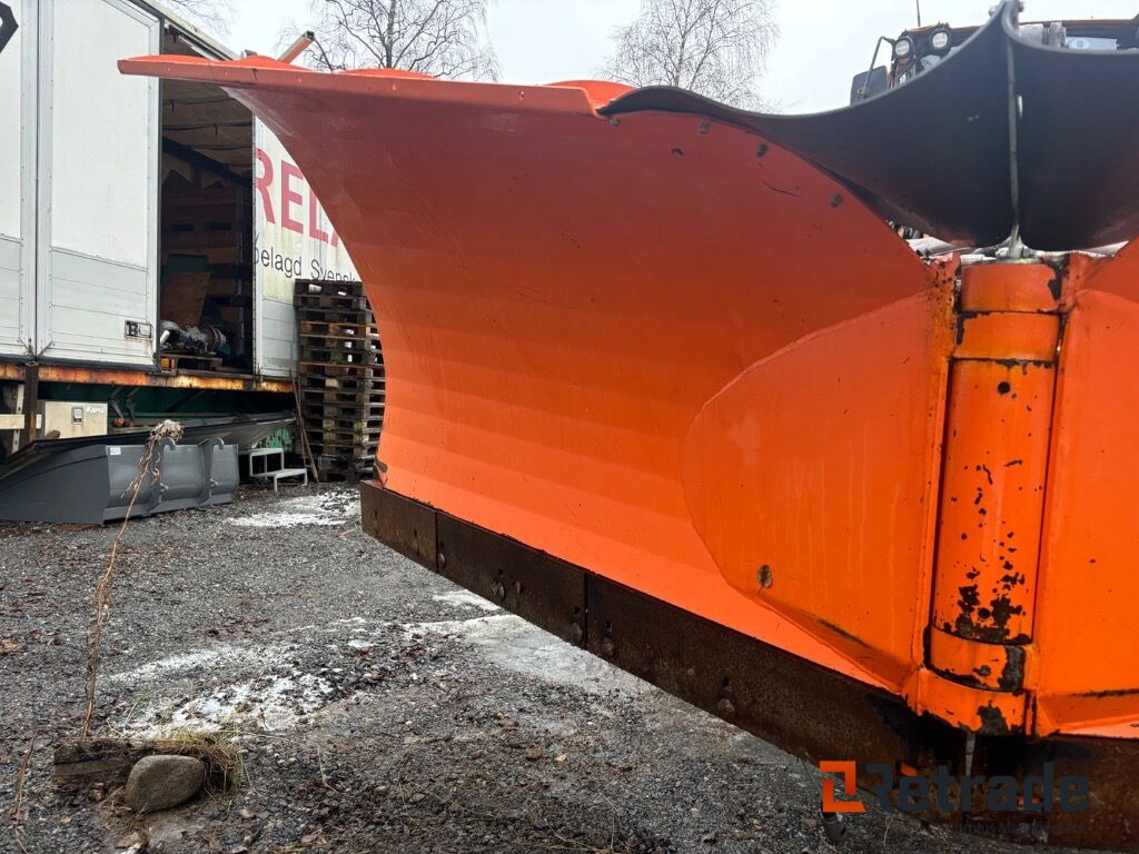 Vikplog Pronar PUV4000HD - Celtniecības maisītājs: foto 4 Vikplog Pronar PUV4000HD - Celtniecības maisītājs: foto 4