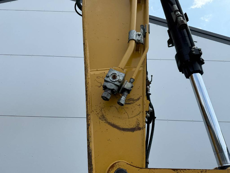 Kāpurķēžu ekskavators Cat 323DL - German Machine / Quick Coupler: foto 15