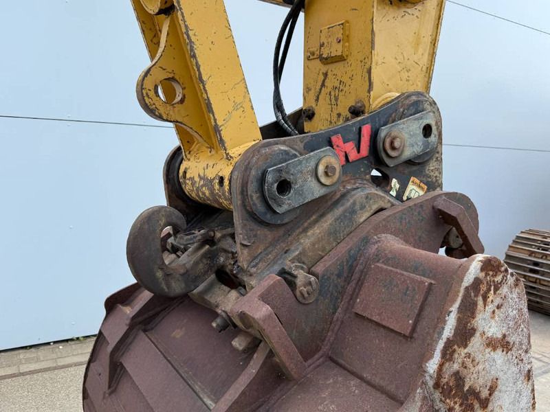 Kāpurķēžu ekskavators Cat 323DL - German Machine / Quick Coupler: foto 18