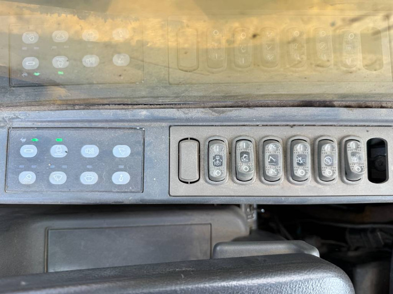 Kāpurķēžu ekskavators Cat 323DL - German Machine / Quick Coupler: foto 11