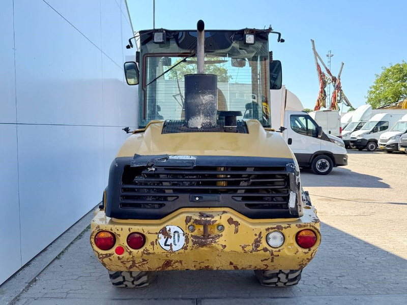 Cat 906H - Auto Greasing / Quick Coupler - Riteņu iekrāvējs: foto 4 Cat 906H - Auto Greasing / Quick Coupler - Riteņu iekrāvējs: foto 4