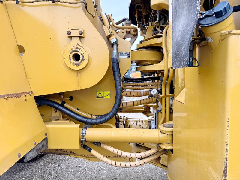 Riteņu iekrāvējs Cat 988K - CE + EPA Certified / Airco: foto 16