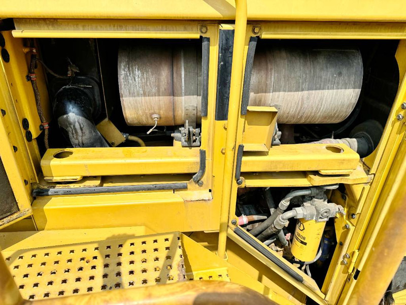 Riteņu iekrāvējs Cat 988K - CE + EPA Certified / Airco: foto 18