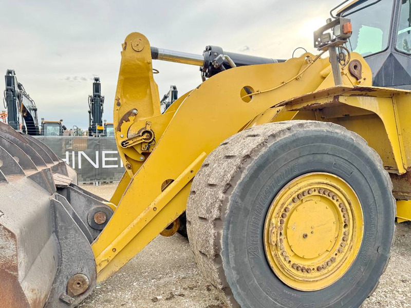 Riteņu iekrāvējs Cat 988K - CE + EPA Certified / Airco: foto 14